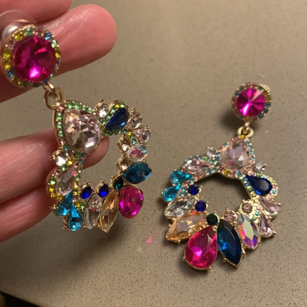 NWOT Chandelier Cubic Zirconia Drop Earrings